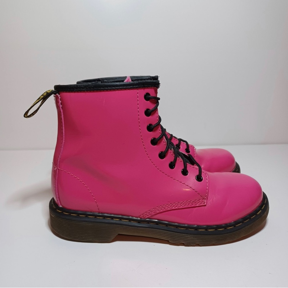 Dr Martens Delaney Airwair AW004 Patent Leather Pink Kid's Combat Boots Size 4